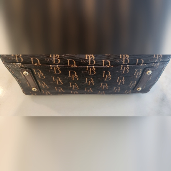 Dooney & Bourke Black and Brown Monogram Bag - Picture 9 of 16